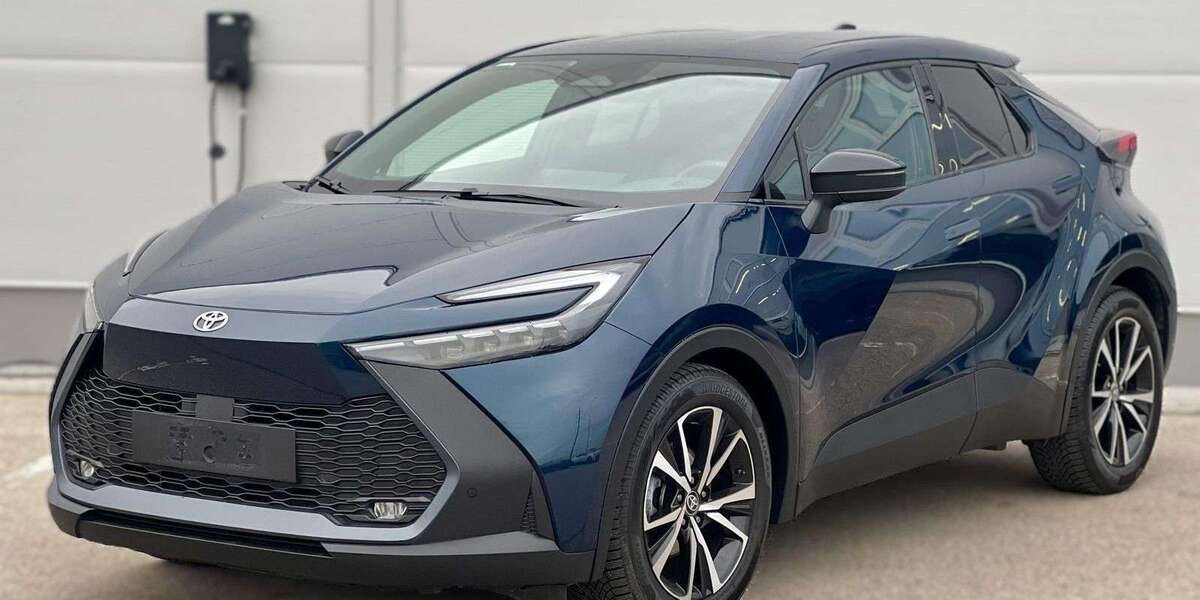 Toyota C-HR 18.900 km 27.990 &euro; Fürth 90765
