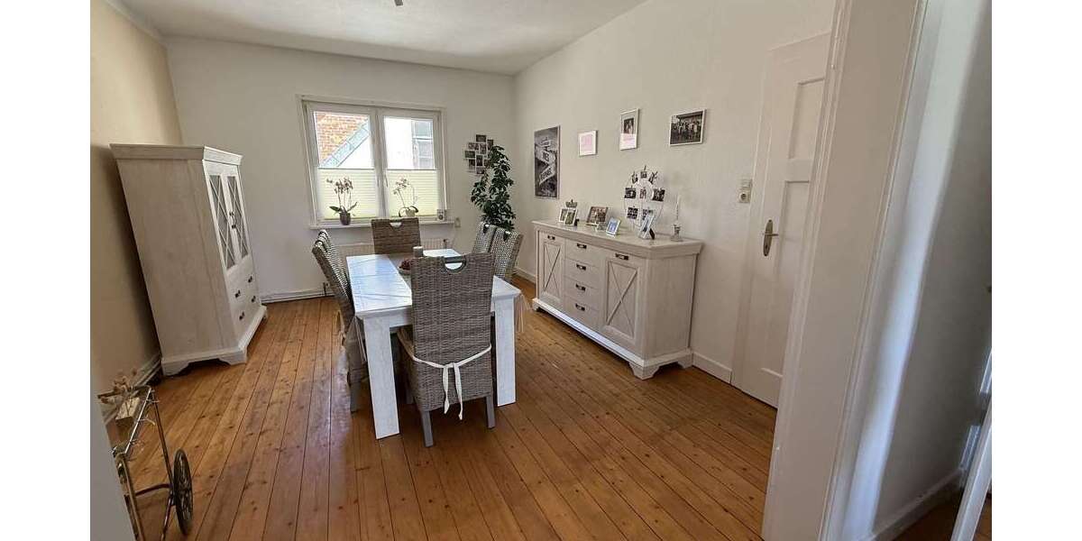 Einfamilienhaus Gehrden - 18 Zimmer, 400 m&sup2;, 599.000&euro; | Angebot:24615876