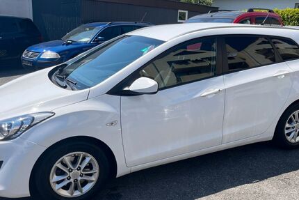 Hyundai i30 159.000 km 7.495 € Lollar 35457