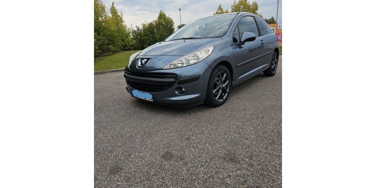 Peugeot 207 120.000 km 3.100 &euro; Kissing 86438