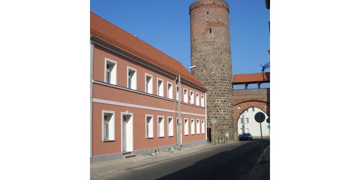 Etagenwohnung Jüterbog - 4 Zimmer, 140 m&sup2;, 279.900&euro; | Angebot:24118878