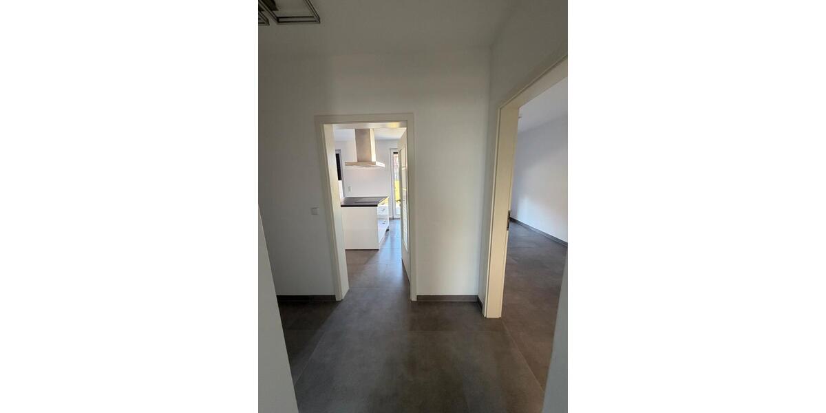 Doppelhaushälfte Gifhorn - 5 Zimmer, 130 m&sup2;, 1.400&euro; | Angebot:25372278