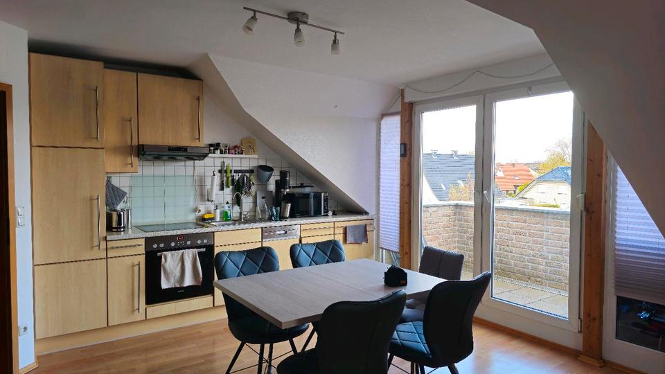 Dachgeschoßwohnung Verl - 2 Zimmer, 48 m&sup2;, 570&euro; | Angebot:26372671