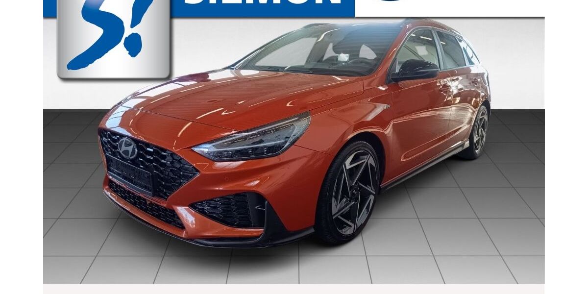 Hyundai i30 24.144 km 24.730 &euro; Salzbergen 48499