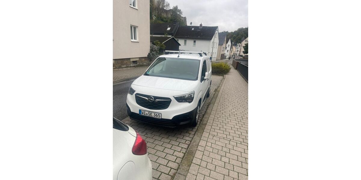 Opel Combo 70.534 km 11.800 € Wiesbaden 65191