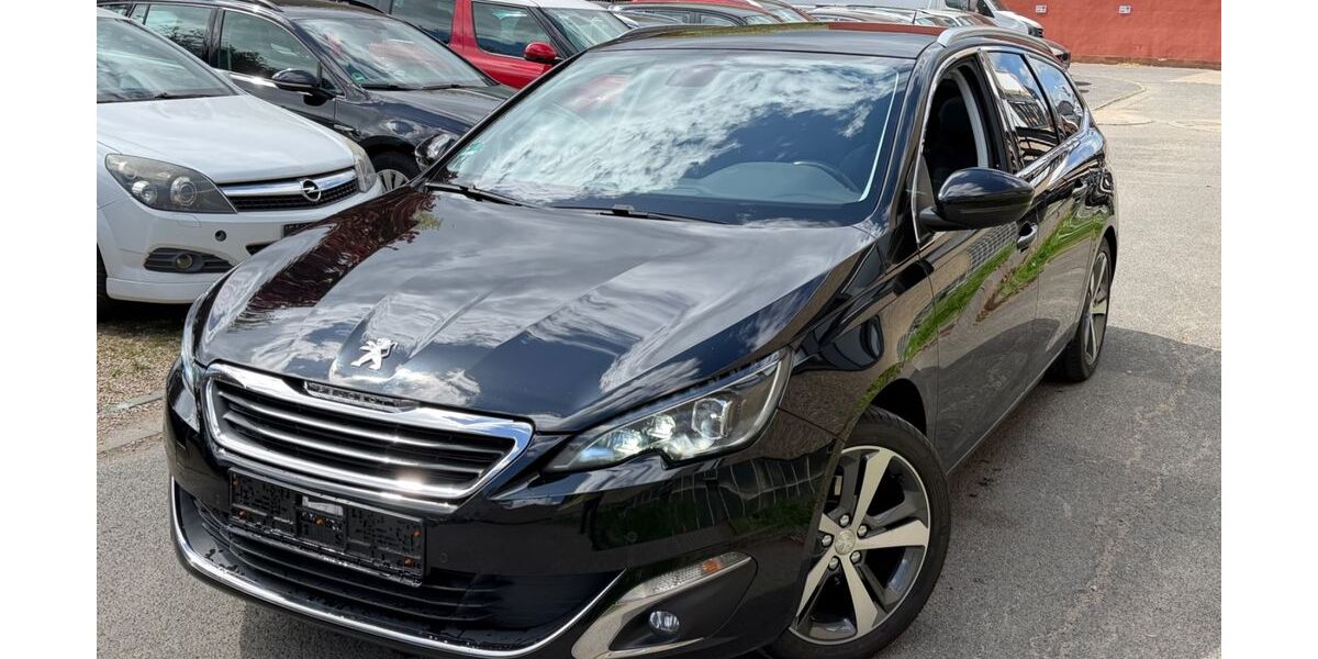 Peugeot 308 135.600 km 6.499 &euro; Frankfurt am Main 65933