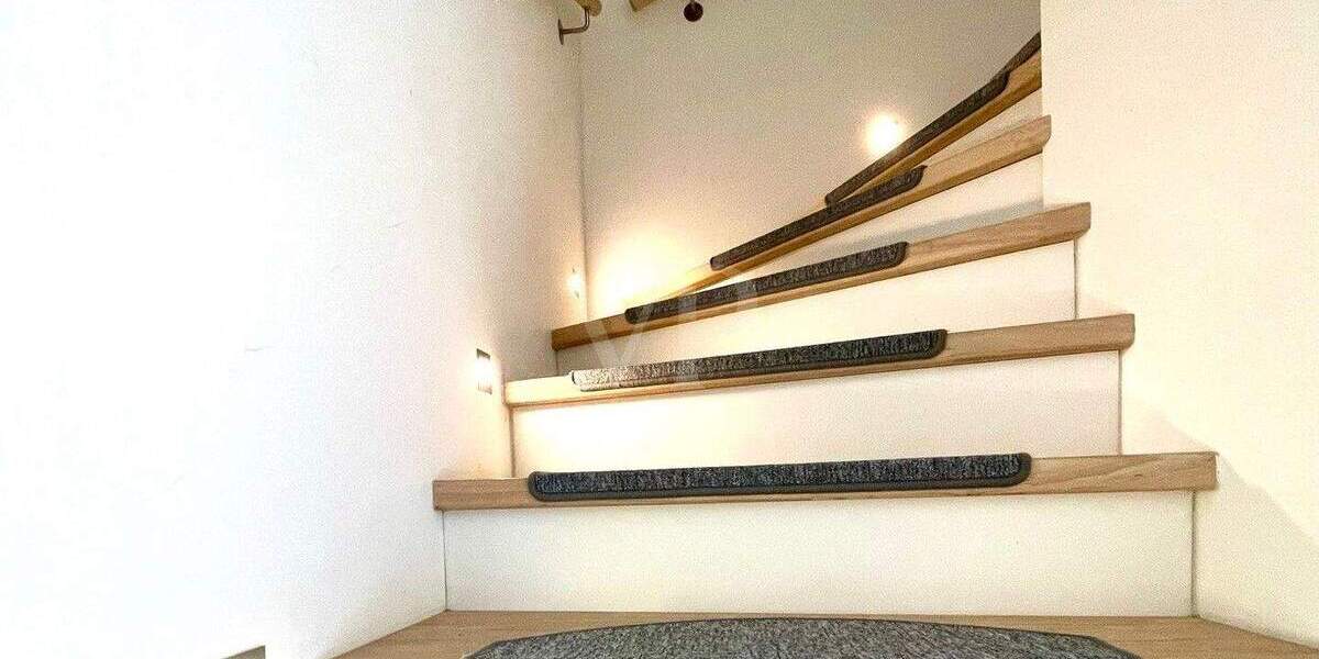 Einfamilienhaus Glinde - 7 Zimmer, 225 m&sup2;, 895.000&euro; | Angebot:25700802