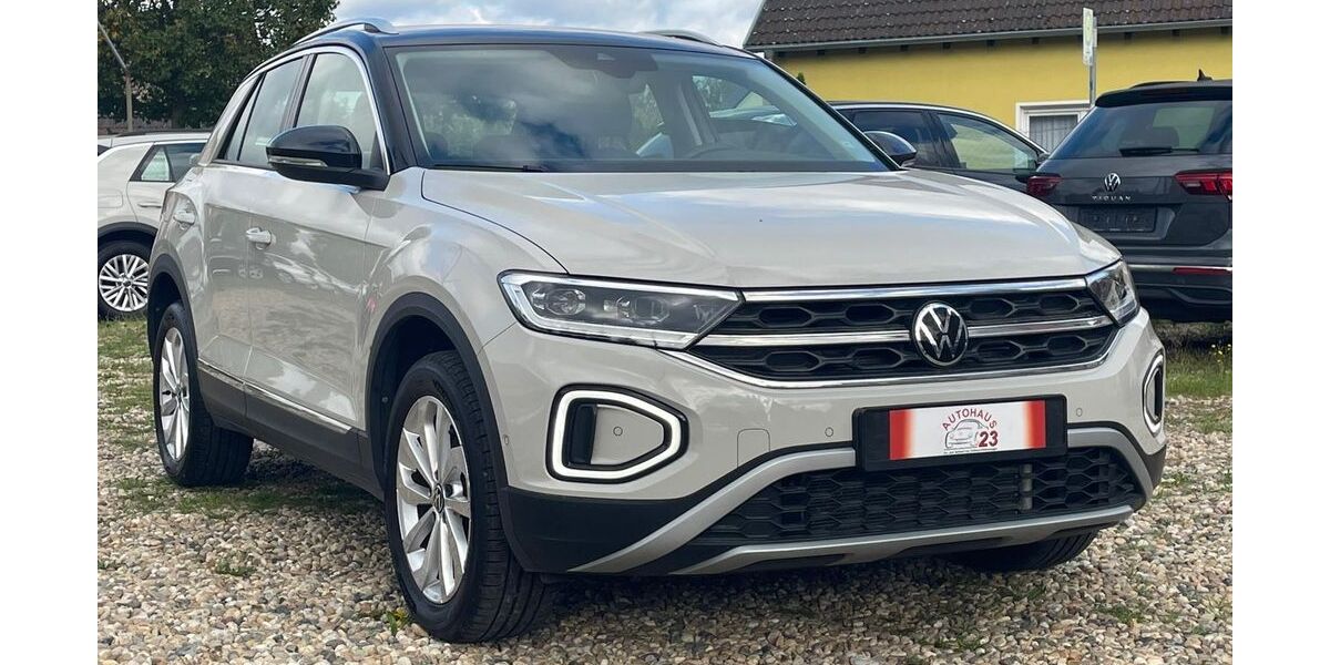 VW T-Roc 15.500 km 25.799 &euro; Trebbin 14959