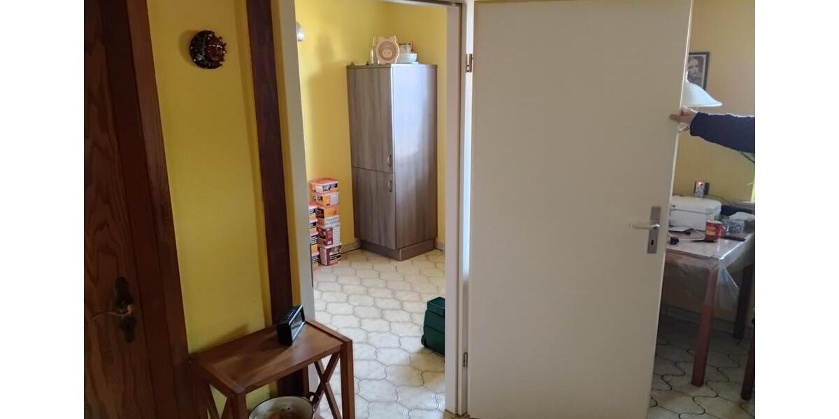 Hochparterre Felsberg - 4 Zimmer, 160 m&sup2;, 1.200&euro; | Angebot:25395523