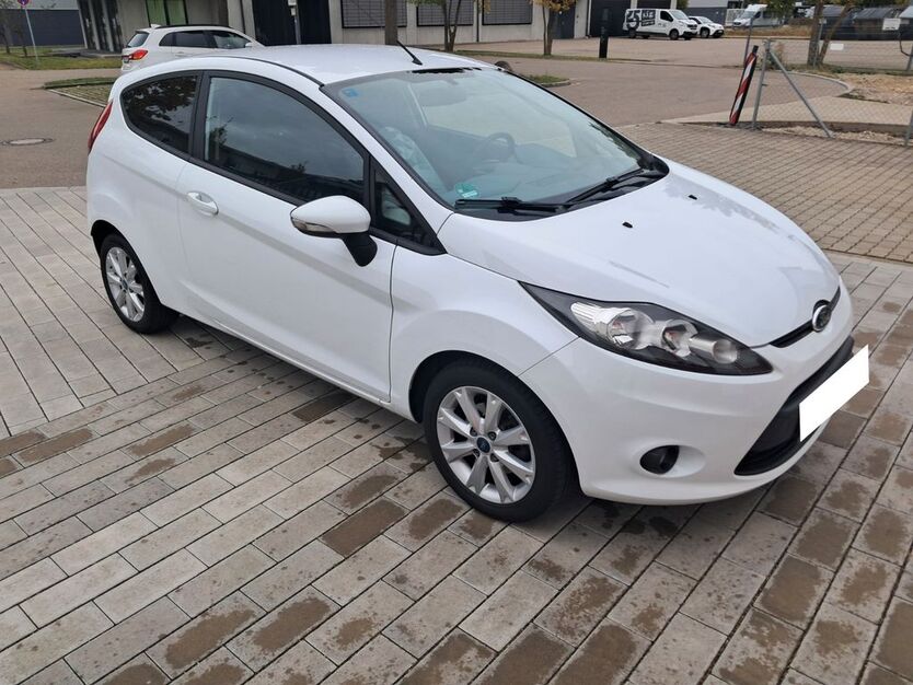Ford Fiesta 92.000 km 4.000 € Neu-Ulm 89231