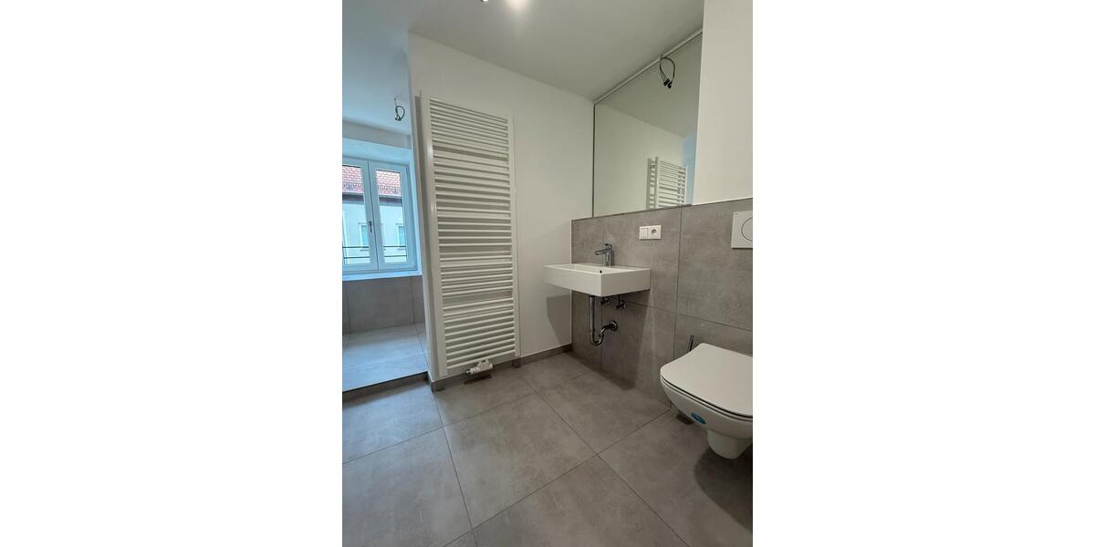 Etagenwohnung Abensberg - 4 Zimmer, 99 m&sup2;, 1.075&euro; | Angebot:26357917