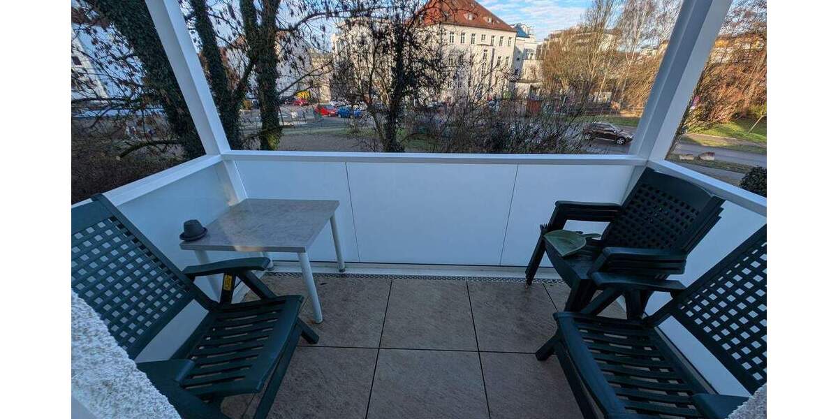 Moderne Altbauwohnung im Herzen von Pfersee 2 zimmer