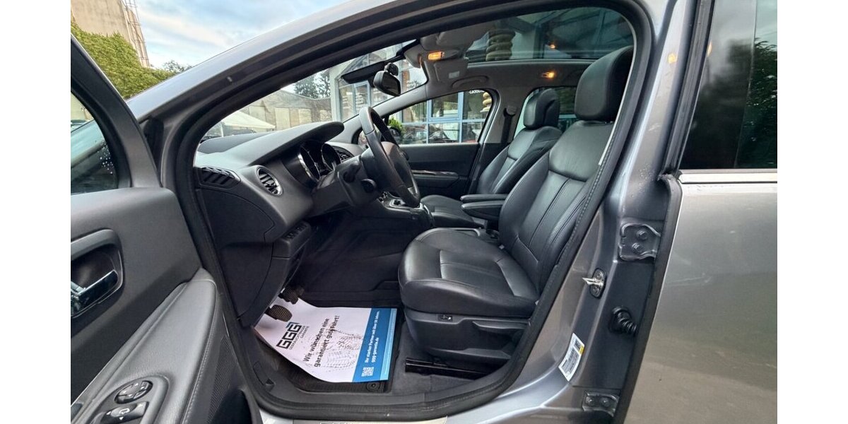 Peugeot 5008 SITZHEIZUNG LEDER AHK 117.000 km 6.499 &euro; Rudolstadt 07407