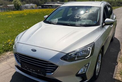 Ford Focus 59.000 km 14.490 &euro; Kirchhundem 57399