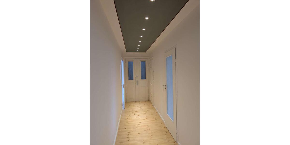 Etagenwohnung Meißen - 5 Zimmer, 100 m&sup2;, 1.000&euro; | Angebot:25442763