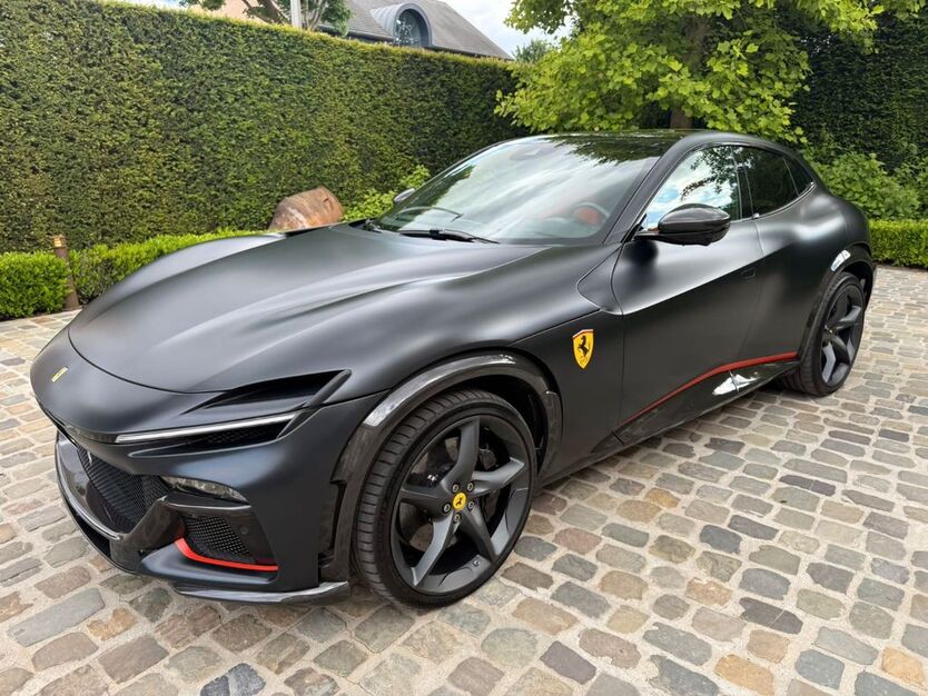 Ferrari Purosangue 22.000 km 589.000 € Mühlenbach 77796