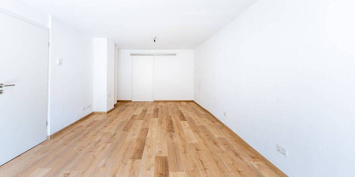 Reihenmittelhaus Straubing - 4 Zimmer, 121 m&sup2;, 1.140&euro; | Angebot:25664872