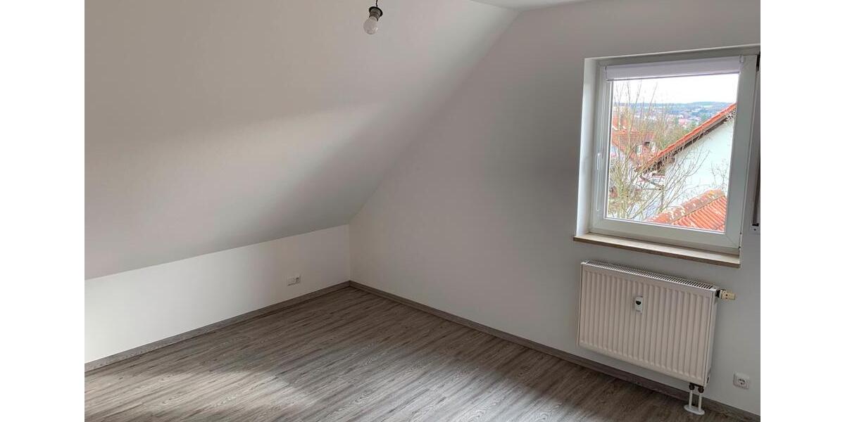 Maisonettenwohnung Oberaurach - 4 Zimmer, 85 m&sup2;, 680&euro; | Angebot:26321416
