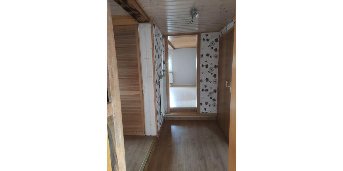 Etagenwohnung Burkardroth - 4 Zimmer, 89 m&sup2;, 550&euro; | Angebot:24465468
