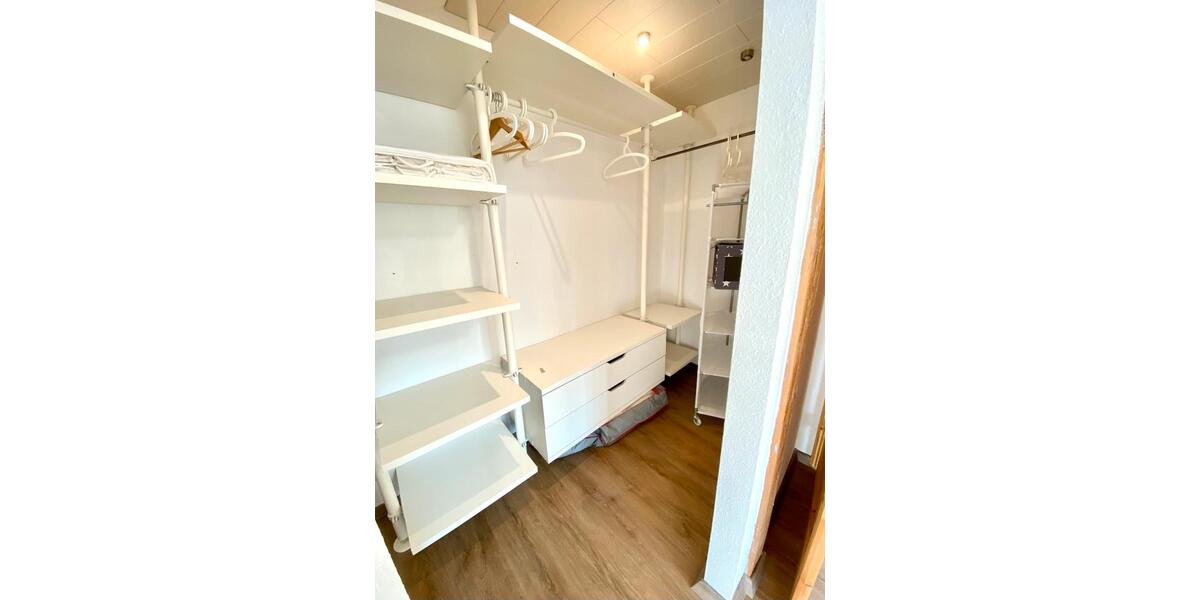 Dachgeschoßwohnung Berlin Lichtenberg - 3 Zimmer, 80 m&sup2;, 1.400&euro; | Angebot:26336509