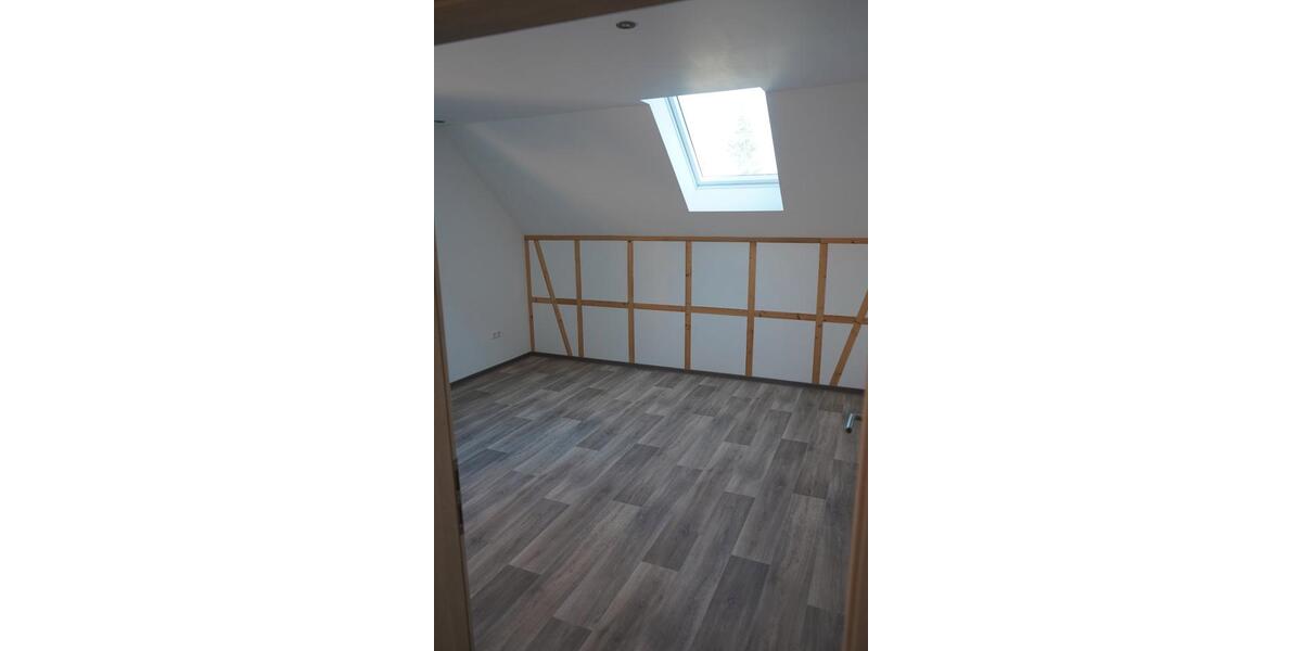 Dachgeschoßwohnung Haldensleben - 2 Zimmer, 50 m&sup2;, 550&euro; | Angebot:26393084