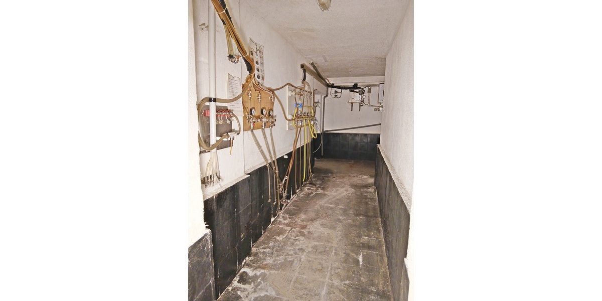 Verwirkliche dich auf ca. 260m², ehem. Untergrunddisco, ESCAPEROOM, Pub, BAR, Gaming! renovierungsbe - Gewerbeobjekt Wolfhagen | Angebot:26601776
