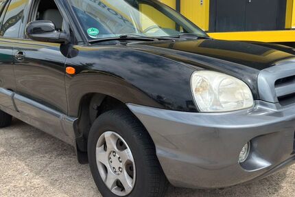 Hyundai SANTA FE 224.651 km 1.990 € Berlin 13051