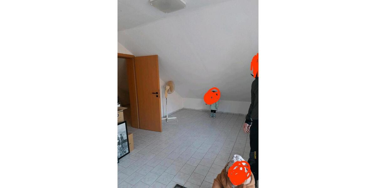 Doppelhaushälfte Waldbröl - 7 Zimmer, 150 m&sup2;, 310.000&euro; | Angebot:26847654