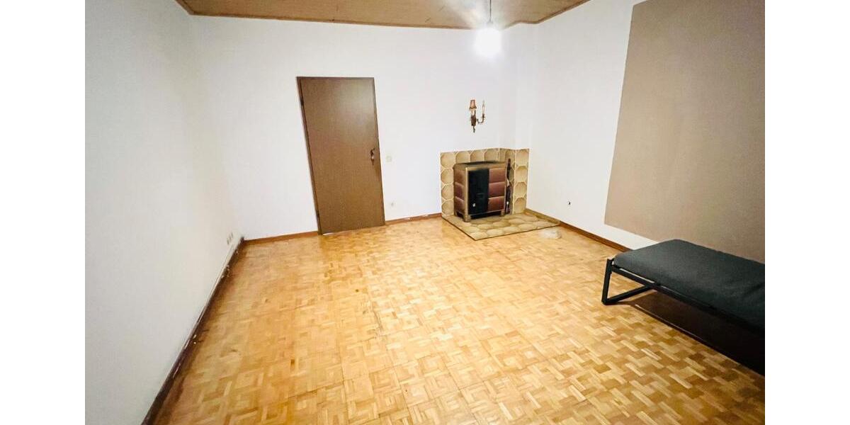 Mehrfamilienhaus, Wohnhaus Krempe - 11 Zimmer, 310 m&sup2;, 239.000&euro; | Angebot:26356457