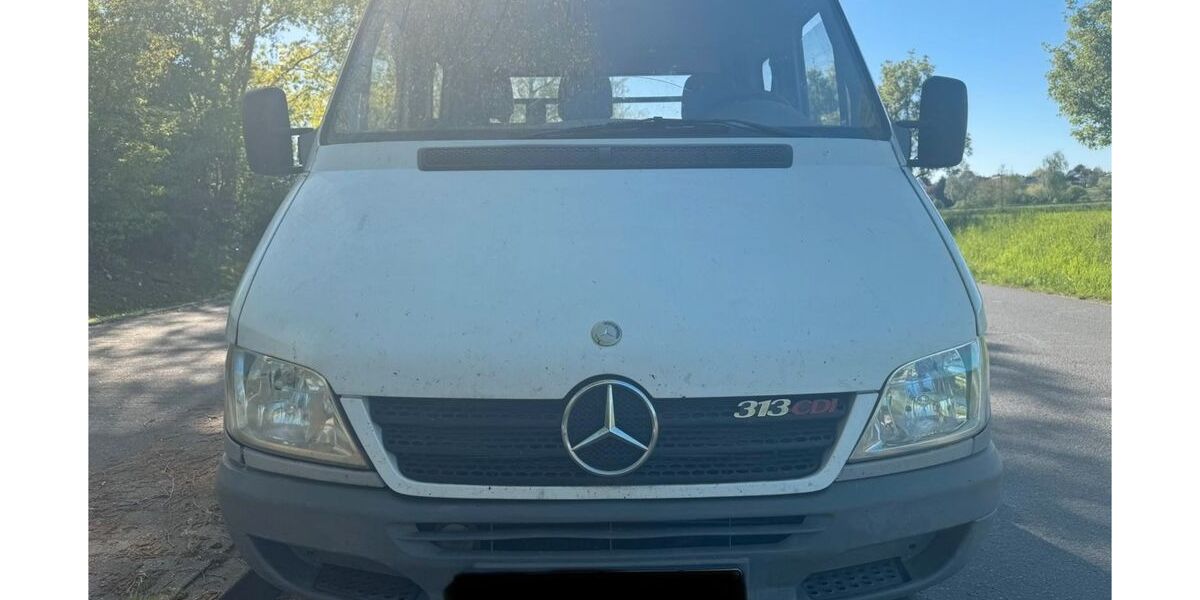 Mercedes-Benz Sprinter 311.100 km 2.900 &euro; Schöneck 61137