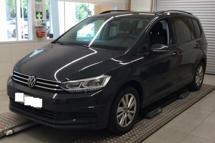 VW Touran 73.916 km 24.475 &euro; Erfurt 99098