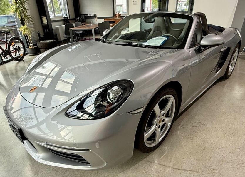 Porsche Boxster 62.319 km 53.988 € Fürth 90763