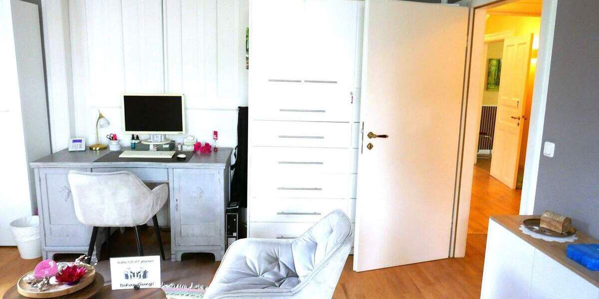 Wunderschöne Paxis in hervorragender Lage 8 zimmer