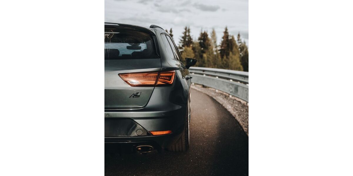 Seat Leon 93.000 km 25.000 &euro; Bernburg 06406