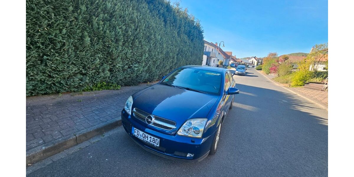 Opel Vectra 115.000 km 2.000 &euro; Hilders 36115