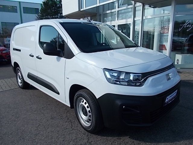 Fiat Doblo 17.000 km 25.390 € Waldheim 04736