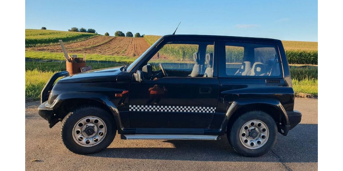 Suzuki Vitara 122.819 km 1.990 &euro; Massenbachhausen 74252