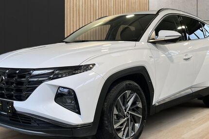 Hyundai TUCSON 16.500 km 27.690 &euro; Trieb 08239