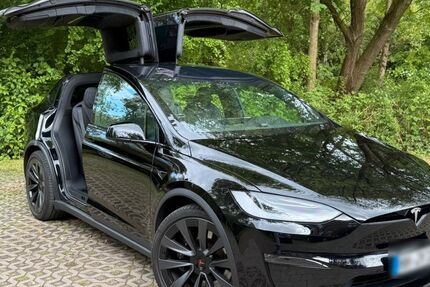 Tesla Model X 49.800 km 79.999 &euro; Hamburg 22045