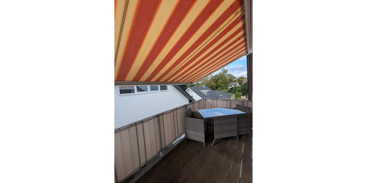 Dachgeschoßwohnung Köln Porz - 4 Zimmer, 94 m&sup2;, 1.310&euro; | Angebot:26285617