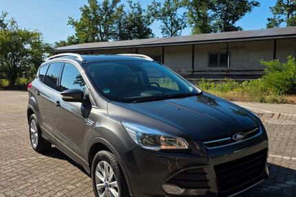 Ford Kuga 137.500 km 12.700 &euro; Kitzingen 97318