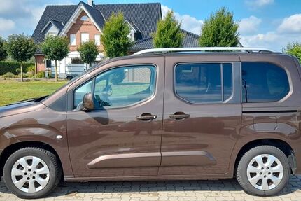 Opel Combo 48.900 km 18.490 &euro; Wangersen 21702