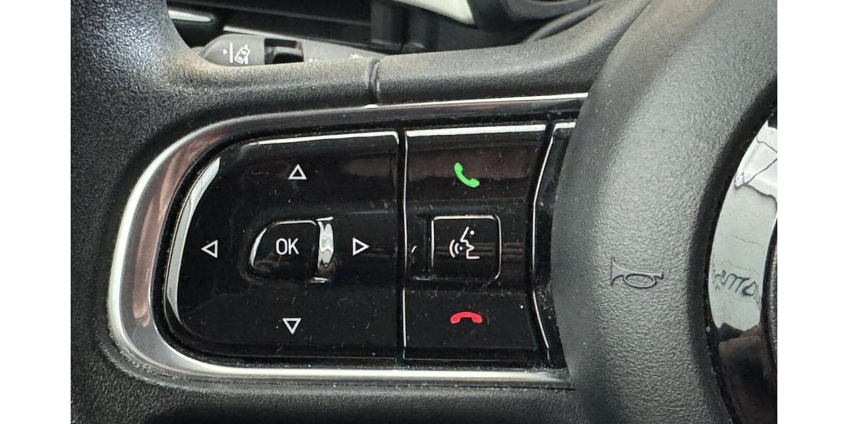 Fiat 500e Action CarPlay Android Automatik 1.Hand 32.900 km 11.570 &euro; Lich 35423