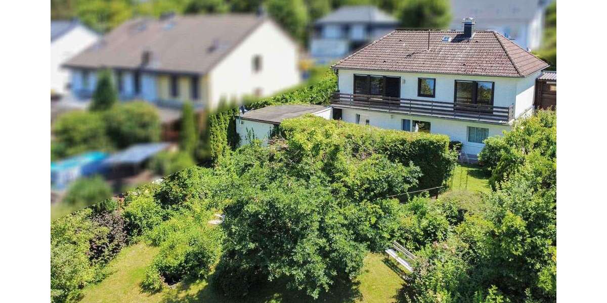 Haus zum Kaufen in Hennef (Sieg) 299.000 € 150.14 m² 6 zimmer