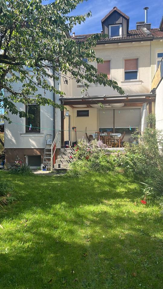 Zentrale Doppelhaushälfte für 6-7 Monate möbliert zu vermieten zimmer