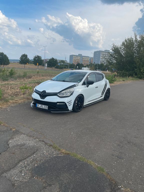 Clio