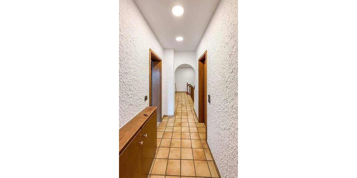 Einfamilienhaus Rösrath Kleineichen - 7 Zimmer, 167 m&sup2;, 845.000&euro; | Angebot:25142827