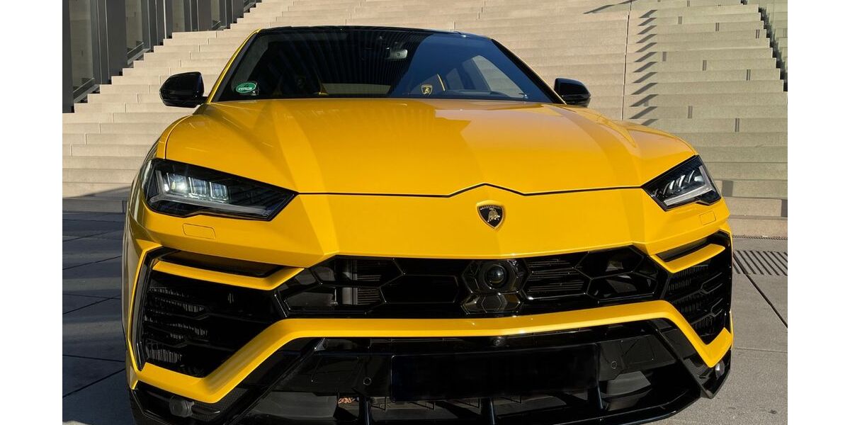 Lamborghini Urus 38.000 km 239.990 &euro; Düsseldorf 40476
