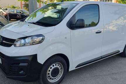 Opel Vivaro 75.000 km 13.900 &euro; München 81825