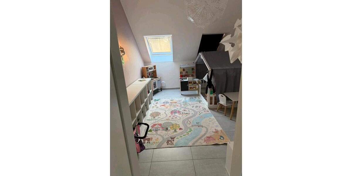 Etagenwohnung Ganderkesee - 5 Zimmer, 153 m&sup2;, 1.250&euro; | Angebot:25944709